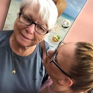 Meet your Posher, Robin